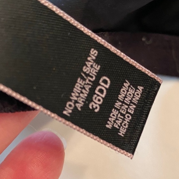 Victoria’s Secret Wireless Bra - Picture 3 of 3